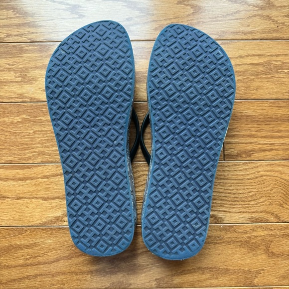 Tory Burch Women's Black / Navy Thandie Wedge Flip Flops - Picture 8 of 10